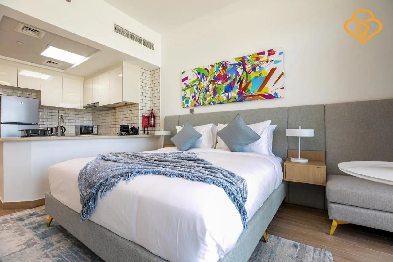151 Residences Studios, Jumeirah Garden City, Sheikh Zayed Rd 812 Dubai Apartment