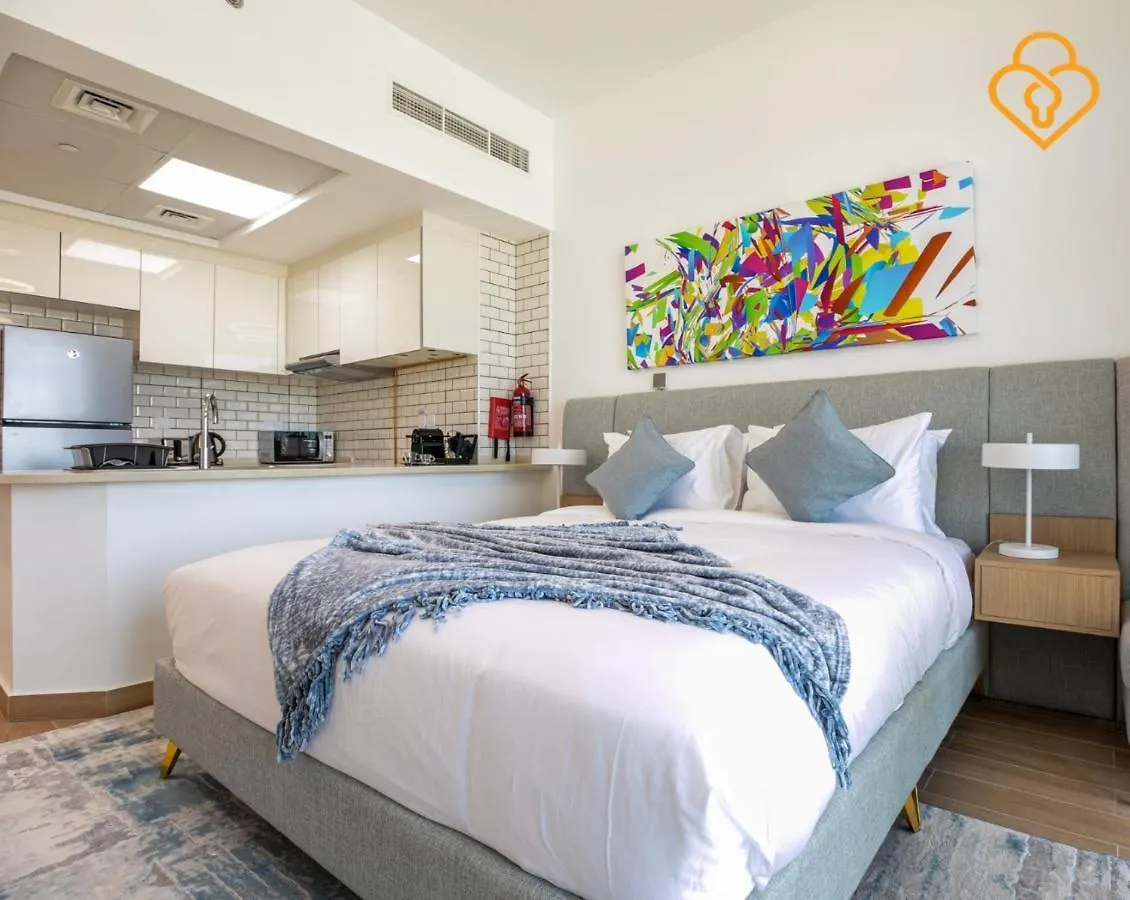 151 Residences Studios, Jumeirah Garden City, Sheikh Zayed Rd 812 Dubai 0*,